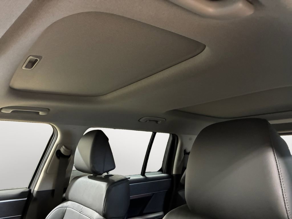 Used 2025 Hyundai Santa Fe Limited image 23