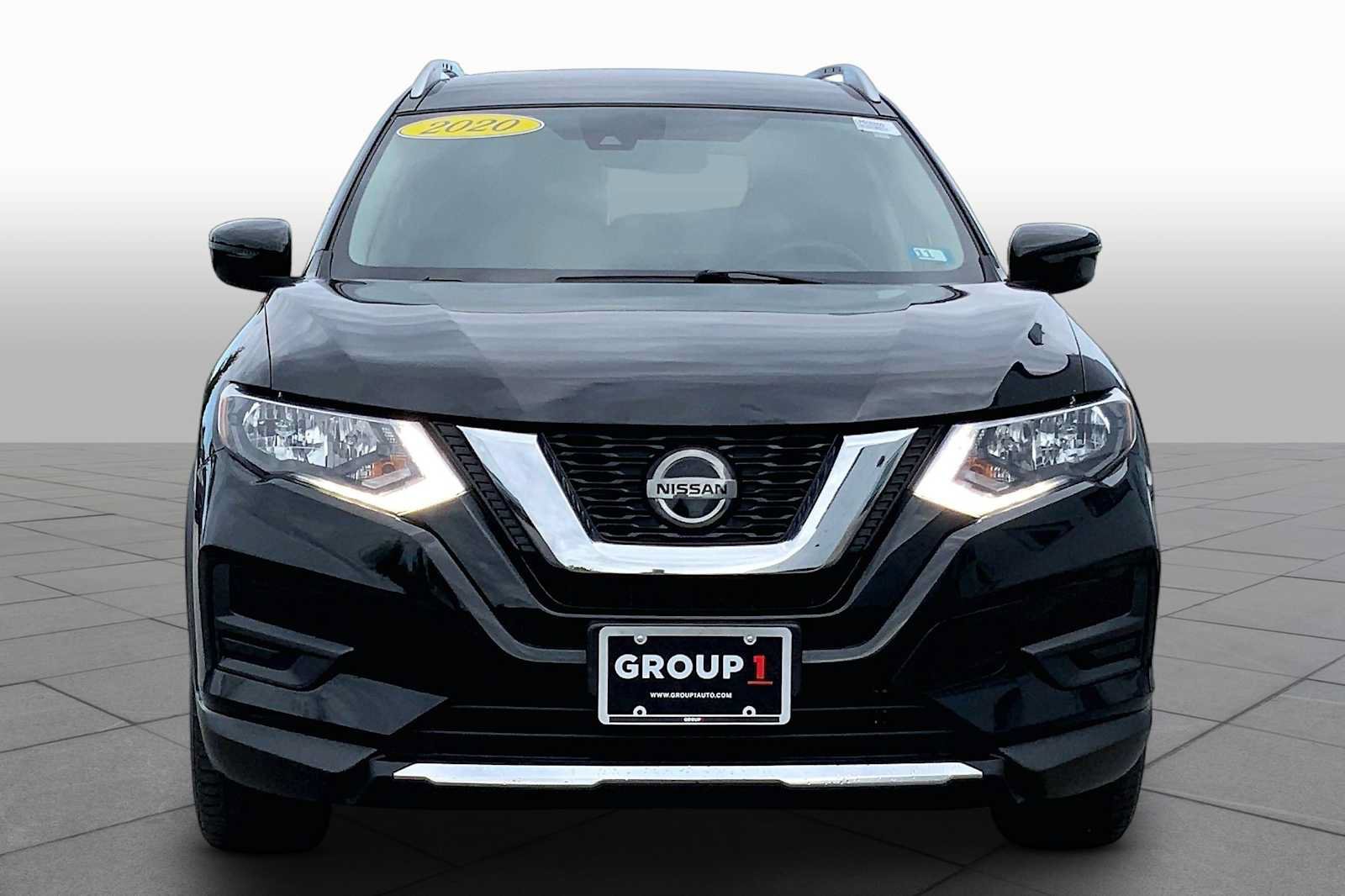 Used 2020 Nissan Rogue S w/ Special Edition Package AWD/4WD image 4