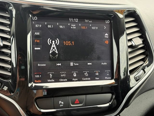 Used 2019 Jeep Cherokee Limited FWD image 12