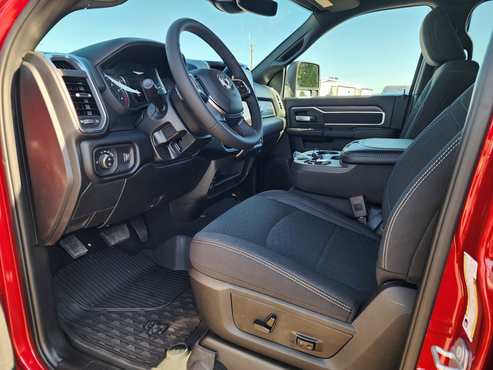 New 2026 RAM 2500 Big Horn AWD/4WD image 12