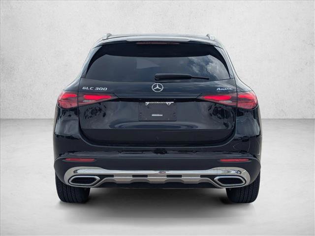 Used 2025 Mercedes-Benz GLC 300 4MATIC image 6