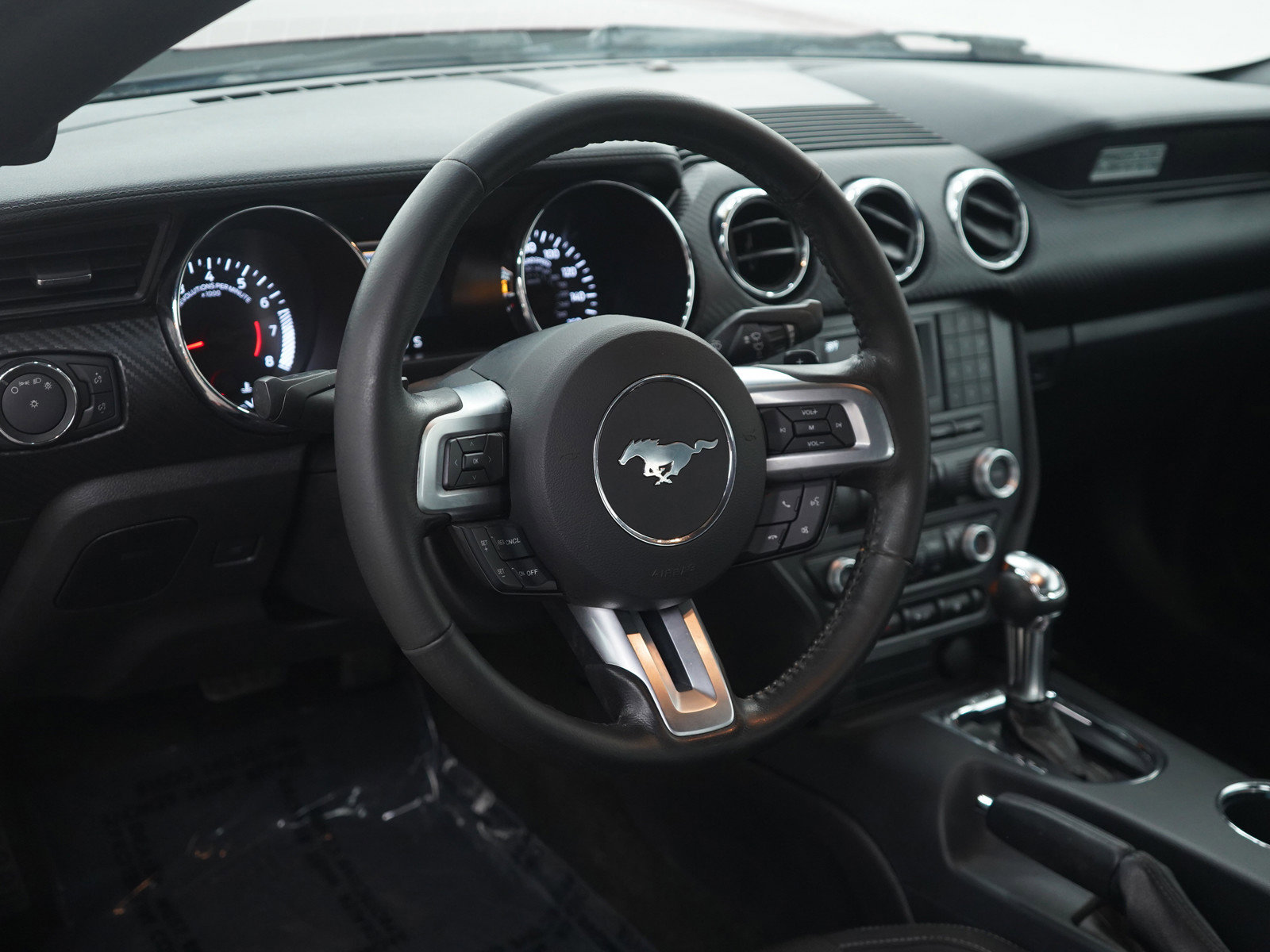 Used 2016 Ford Mustang Coupe w/ Equipment Group 051A image 15