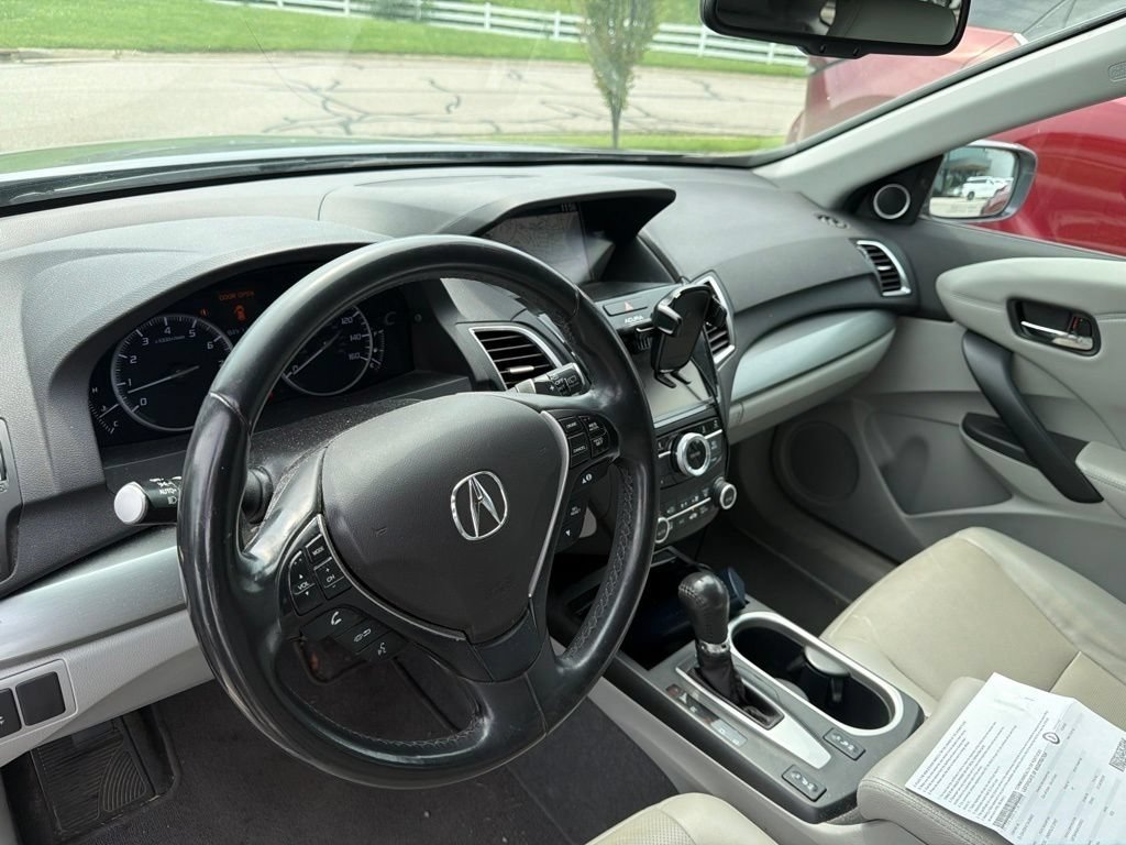 Used 2017 Acura RDX w/ Technology Package AWD/4WD image 8
