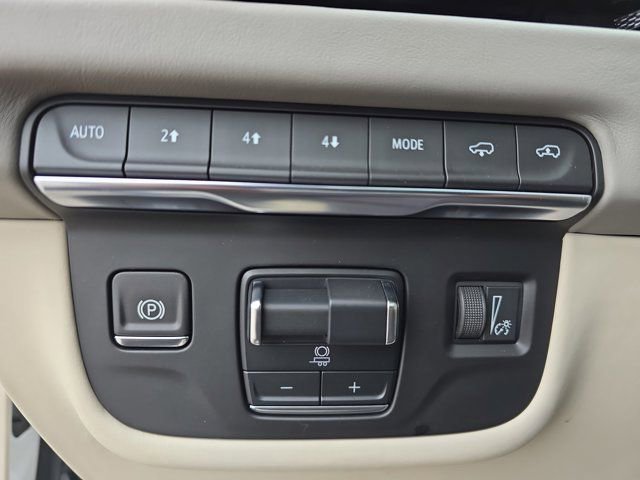 Certified 2025 Cadillac Escalade ESV Sport Platinum image 26