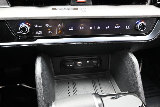 Used 2023 Kia Sportage X-Line w/ X-Line Premium Package AWD/4WD image 44