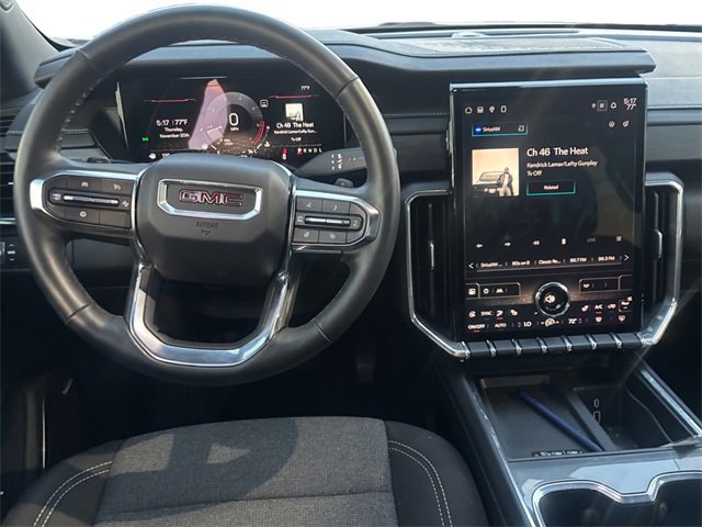 Used 2025 GMC Acadia Elevation image 10