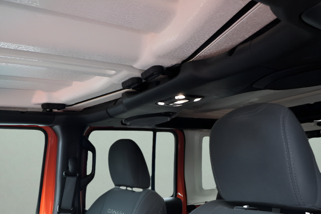Used 2020 Jeep Wrangler Unlimited Sahara w/ Uconnect 4C Nav & Sound Group AWD/4WD image 14