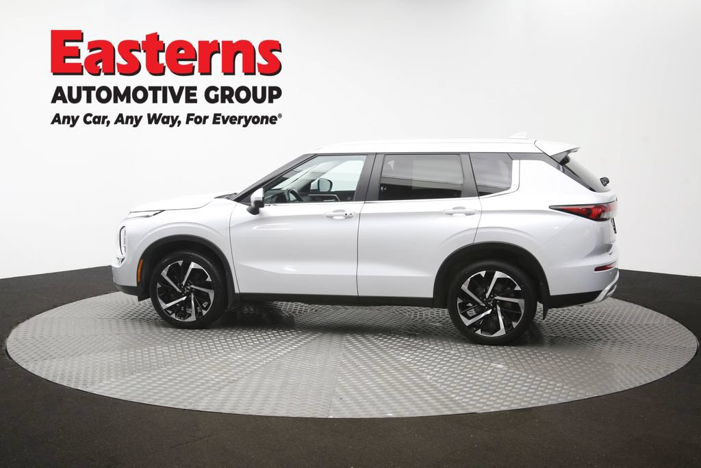 Used 2024 Mitsubishi Outlander SE AWD/4WD image 60