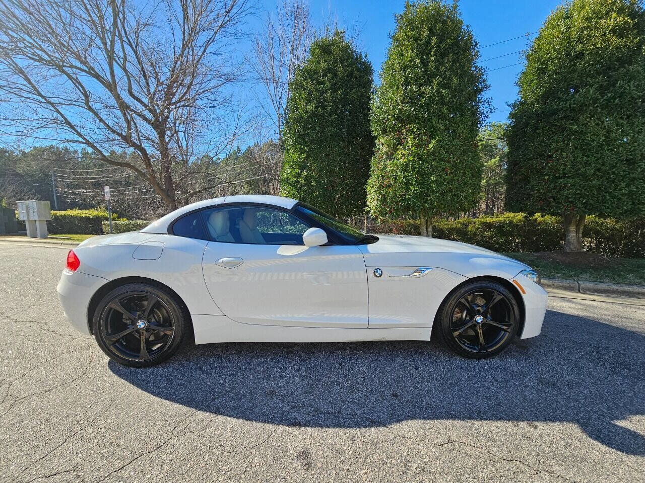 Used 2014 BMW Z4 sDrive28i image 14