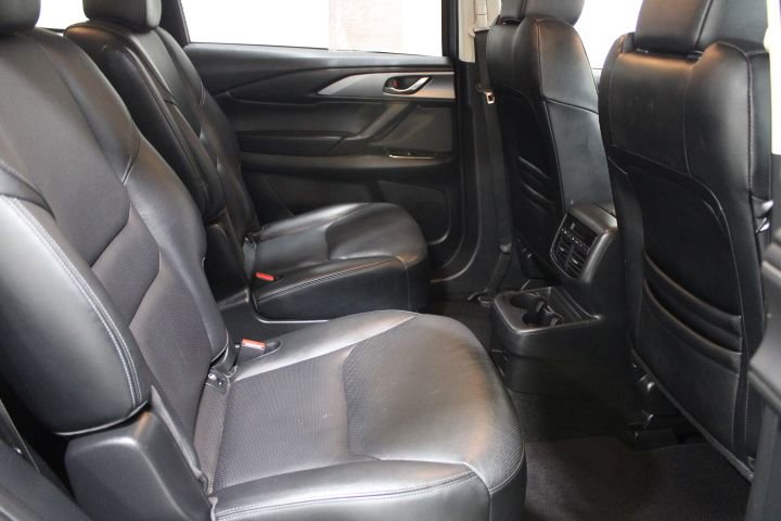 Used 2023 MAZDA CX-9 Touring image 29