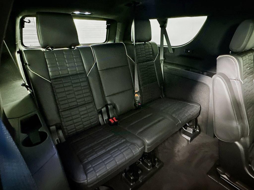 Used 2022 Cadillac Escalade ESV Sport Platinum AWD/4WD image 29