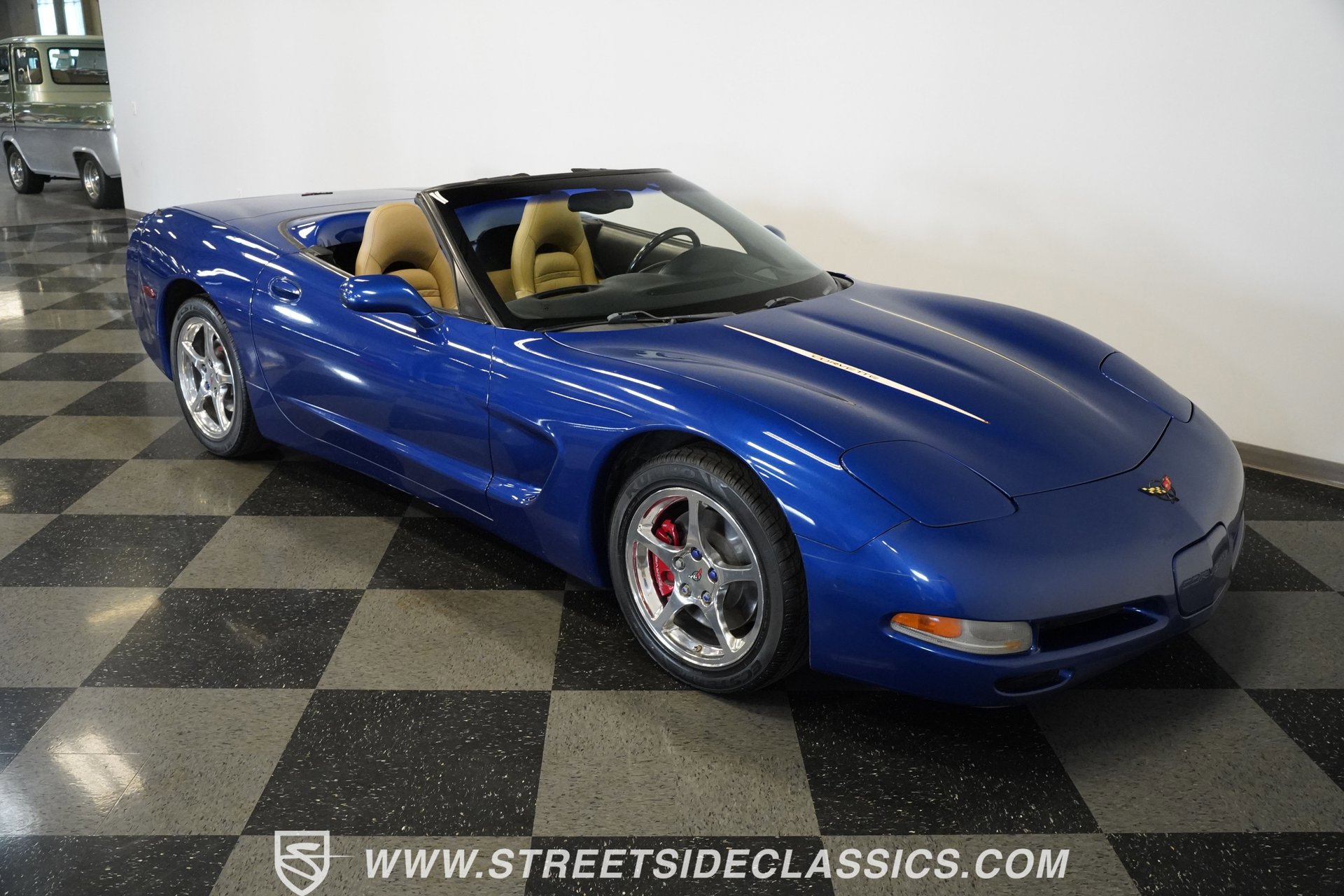 Used 2002 Chevrolet Corvette Convertible w/ Preferred Equipment Group2 image 24