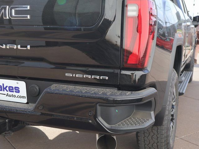 New 2026 GMC Sierra 2500 Denali Ultimate image 15