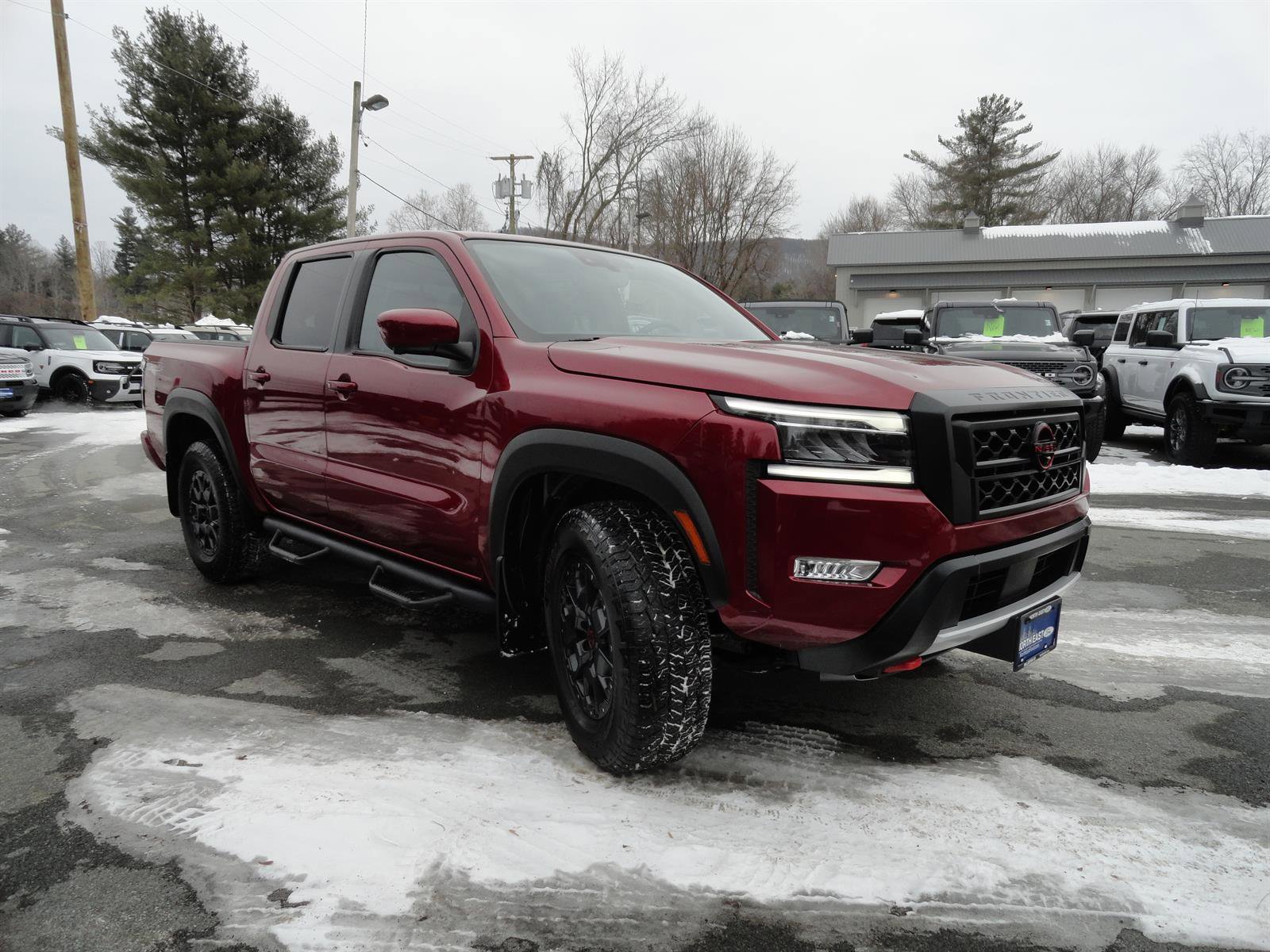 Used 2022 Nissan Frontier PRO-4X w/ Pro-4X Premium Package image 3