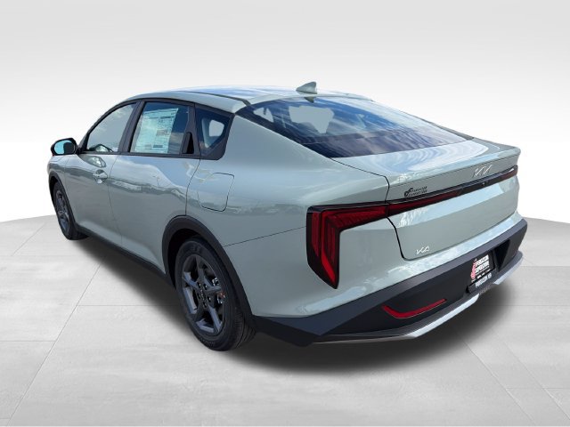New 2027 Kia K4 FWD image 5