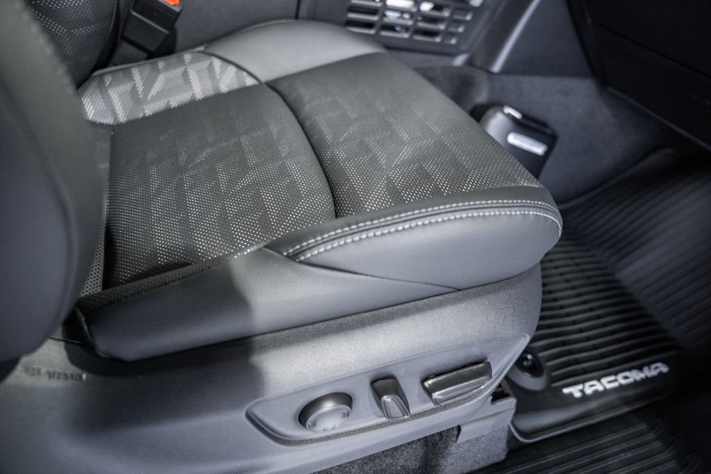 New 2026 Toyota Tacoma TRD Off-Road image 40