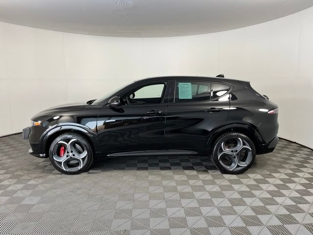 Used 2026 Alfa Romeo Tonale w/ Quick Order Package 23H Volce AWD/4WD image 4