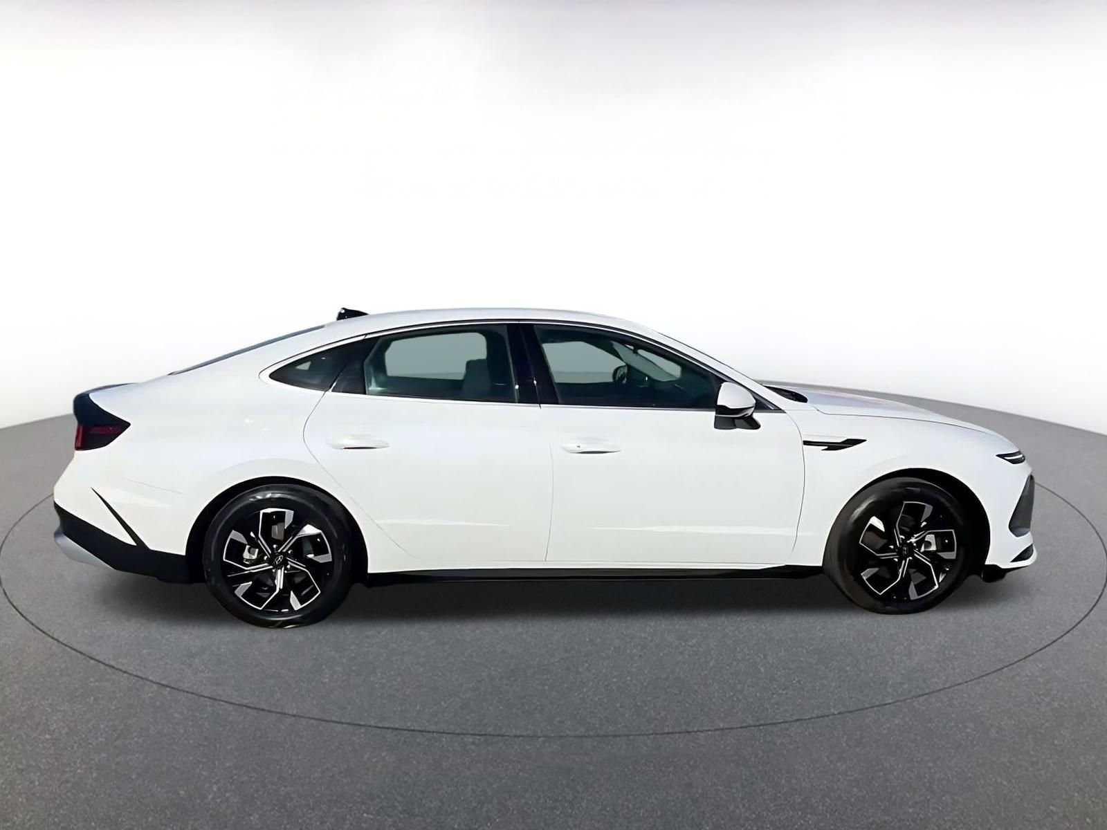 Used 2025 Hyundai Sonata SEL image 17