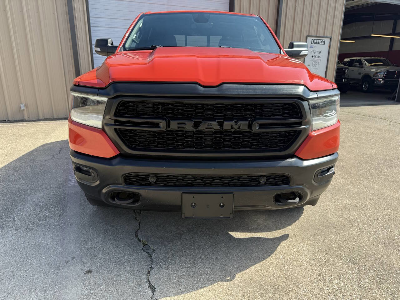 Used 2021 RAM 1500 Lone Star w/ Built-to-serve Edition image 4