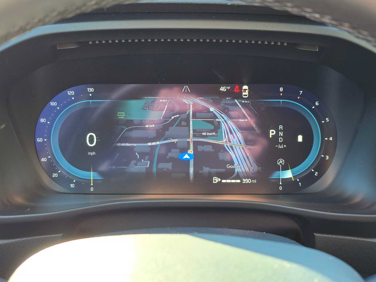 Used 2025 Volvo XC40 B5 Plus w/ Climate Package image 22