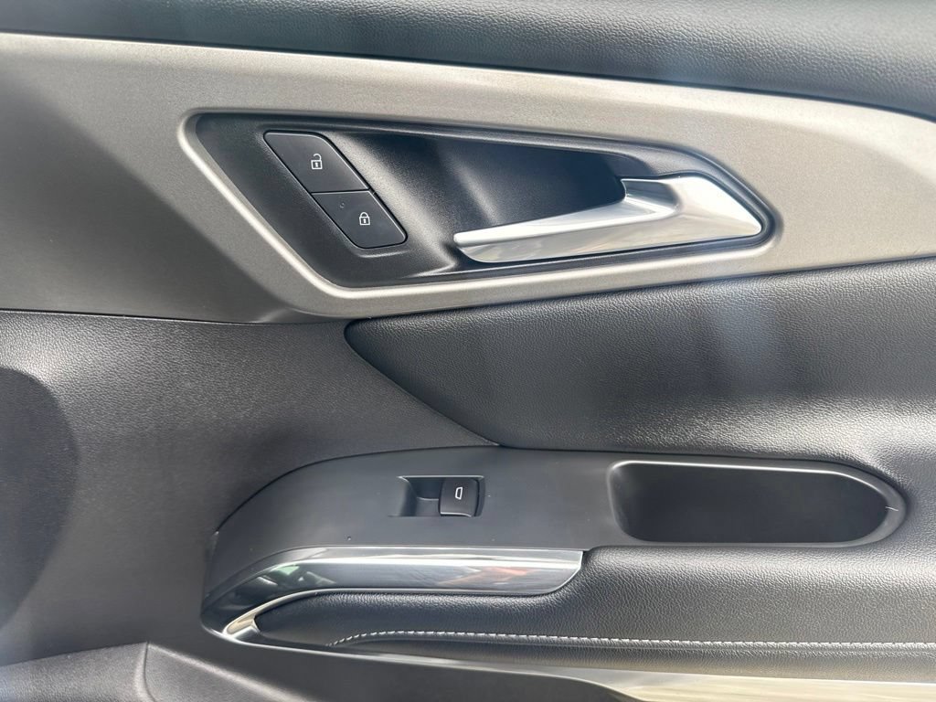 Used 2026 Chevrolet Traverse LT w/ LPO, Floor Liner Package FWD image 31