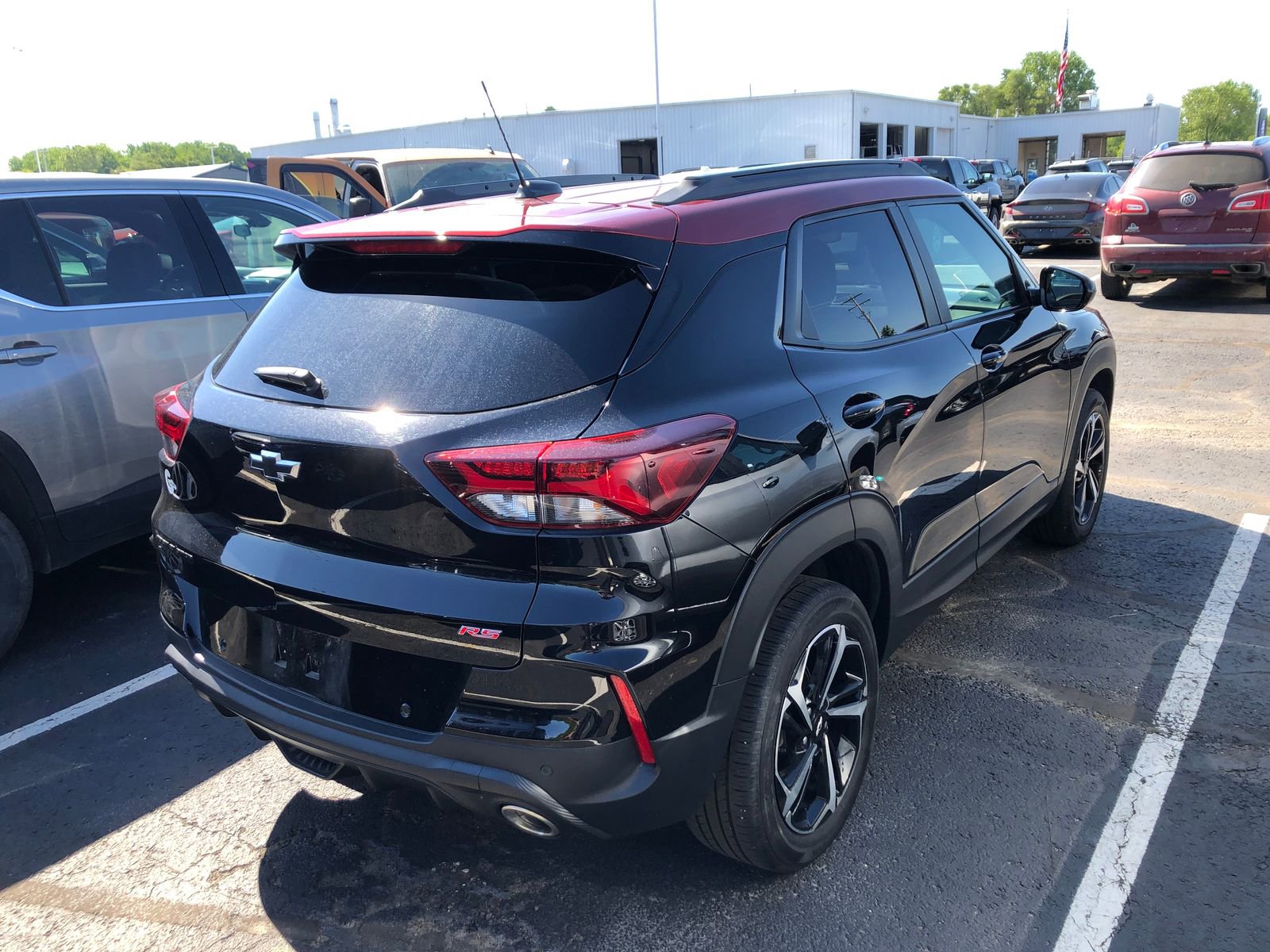 Used 2022 Chevrolet TrailBlazer RS w/ Technology Package AWD/4WD image 4