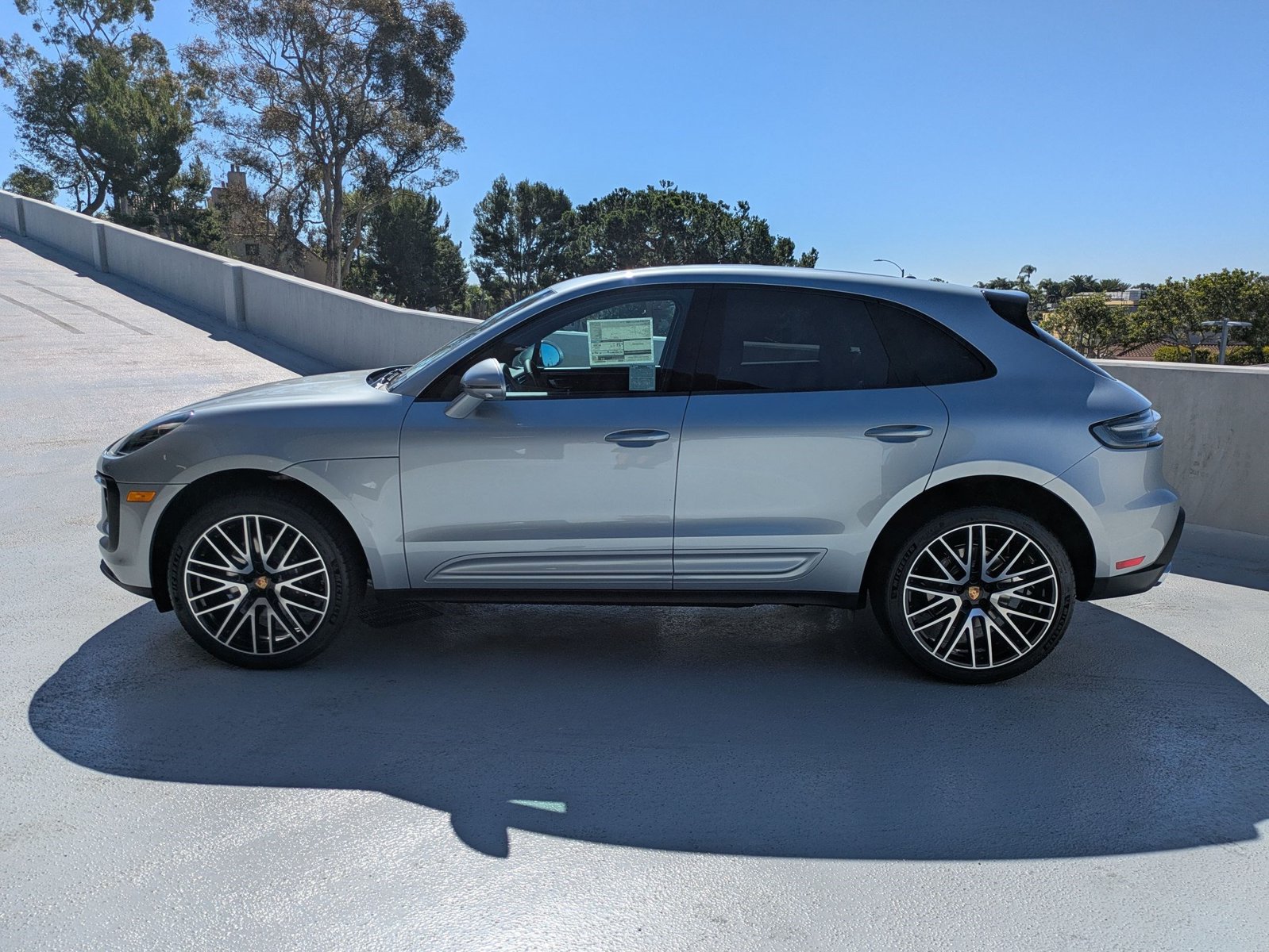 Certified 2026 Porsche Macan AWD/4WD video 2