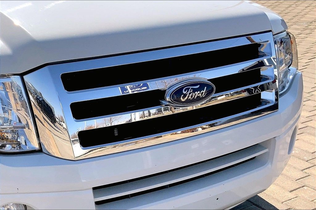 Used 2008 Ford Expedition XLT image 27