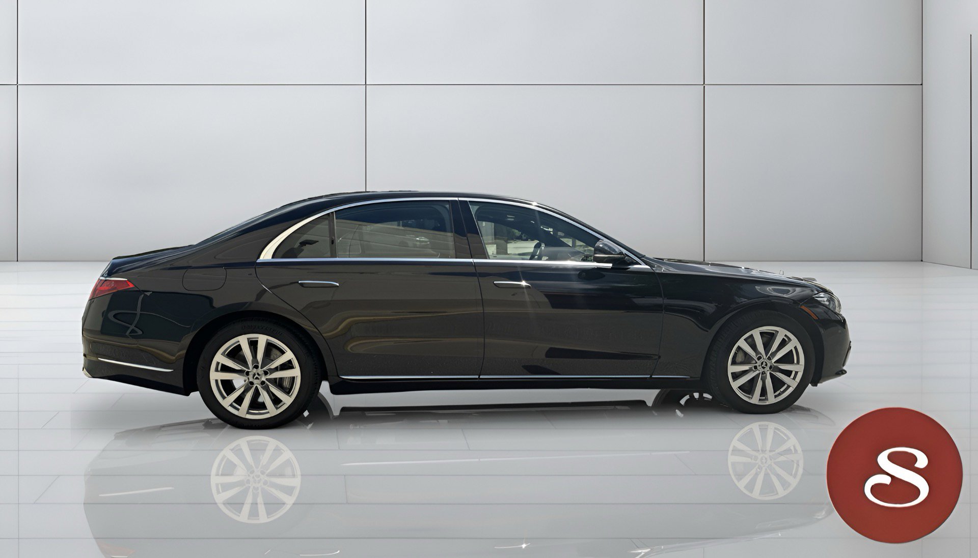 Used 2025 Mercedes-Benz S 500 4MATIC image 9