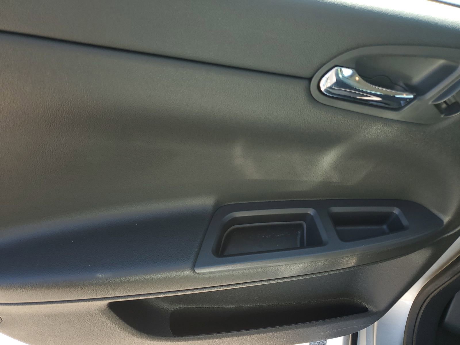 Used 2010 Chevrolet Impala LS FWD image 15