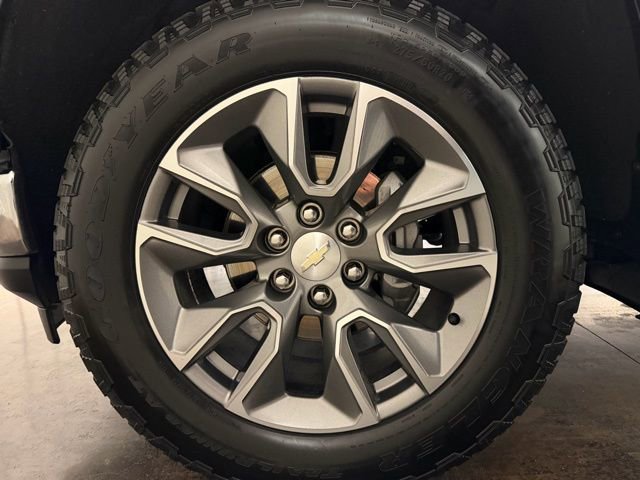 Used 2021 Chevrolet Silverado 1500 LT w/ All Star Edition Plus image 11
