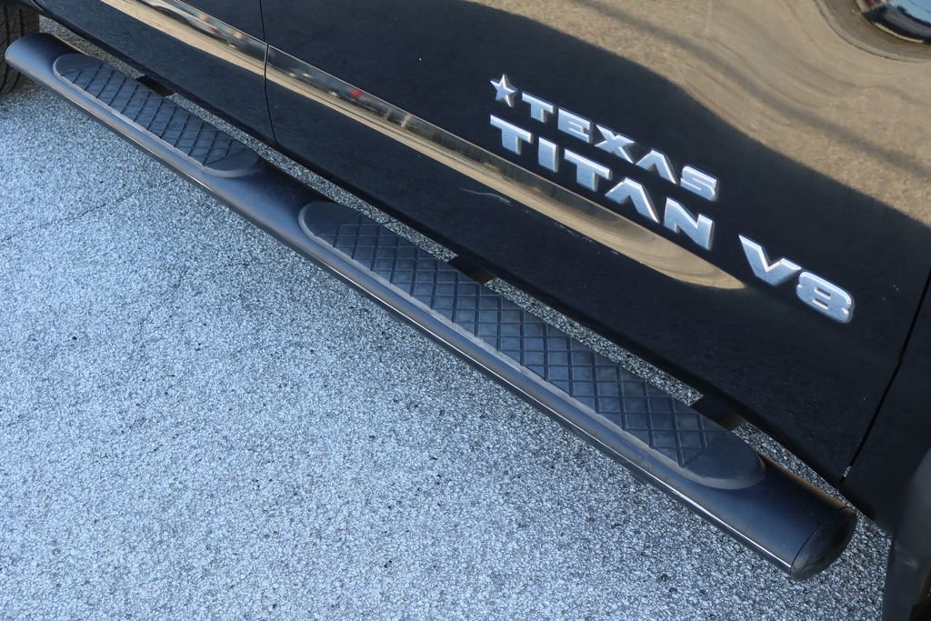 Used 2018 Nissan Titan SV w/ SV Convenience Package image 8
