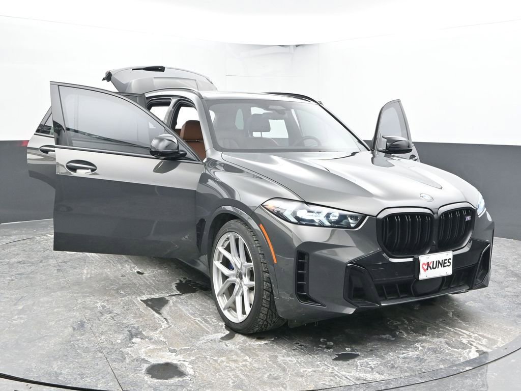 Used 2024 BMW X5 M60i AWD/4WD image 49
