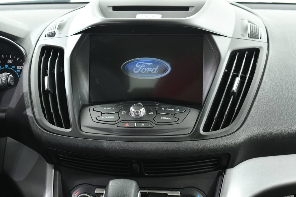Used 2016 Ford Escape SE w/ Equipment Group 201A AWD/4WD image 9