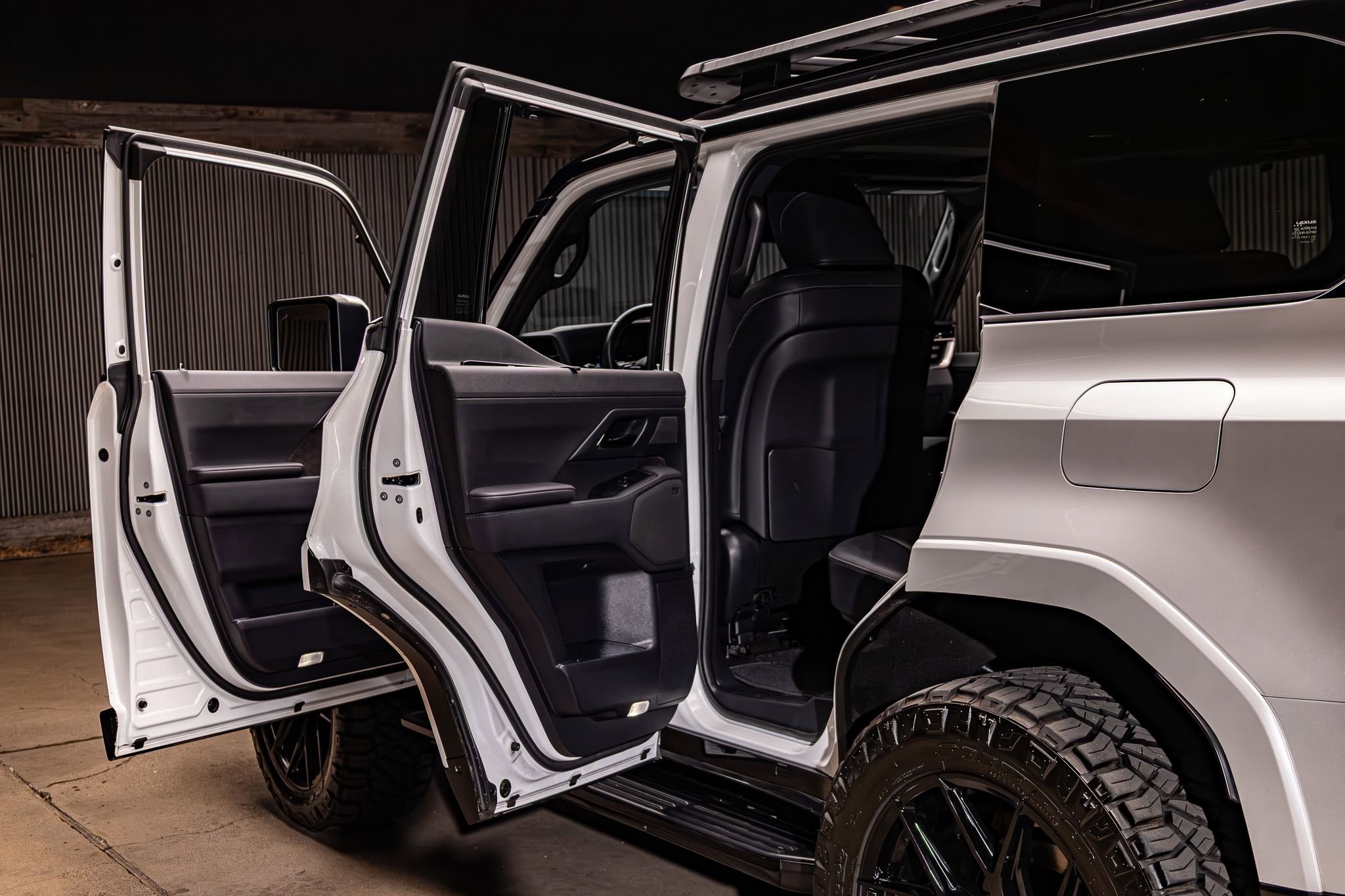 Used 2024 Lexus GX 550 w/ Cold Area Package image 27