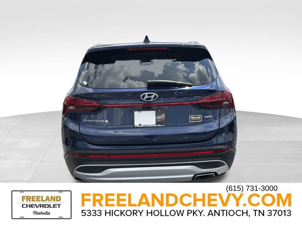 Used 2023 Hyundai Santa Fe SE AWD/4WD image 4