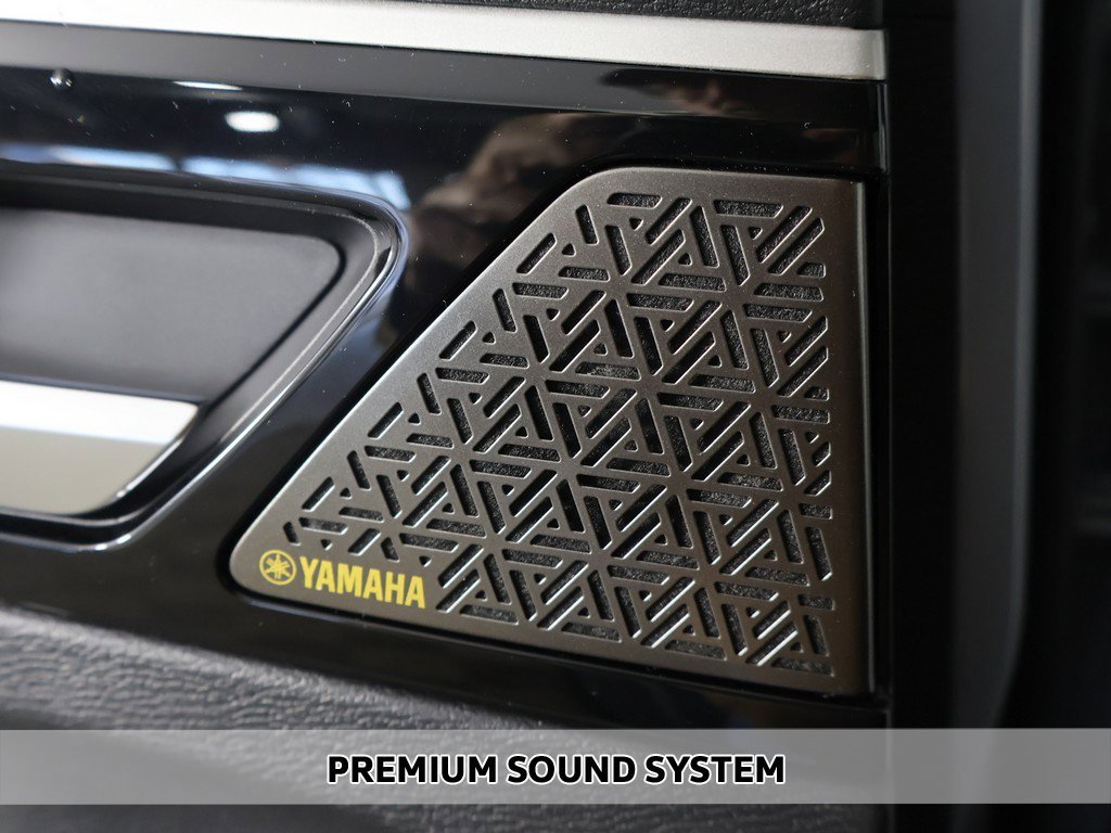 New 2026 Mitsubishi Outlander SE image 5