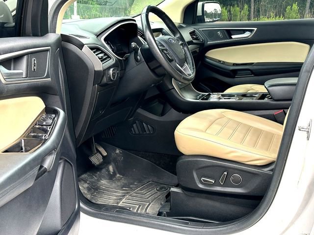Used 2019 Ford Edge SEL w/ Equipment Group 201A FWD image 10