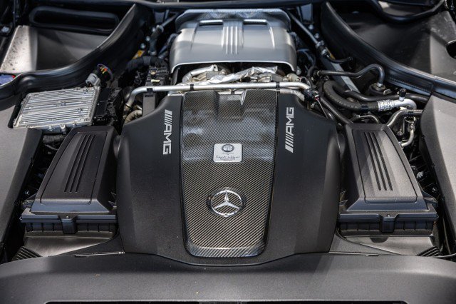 Used 2018 Mercedes-Benz AMG GT R image 28