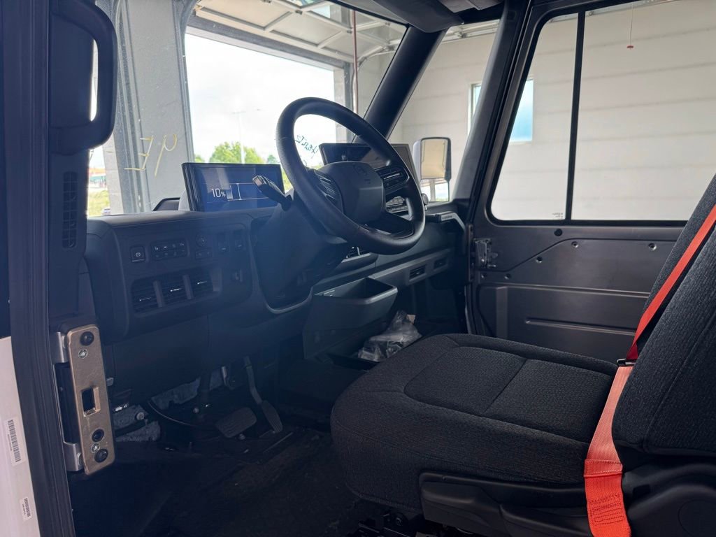 Used 2024 Chevrolet Brightdrop 600 w/ Commercial Equipment Package AWD/4WD image 5