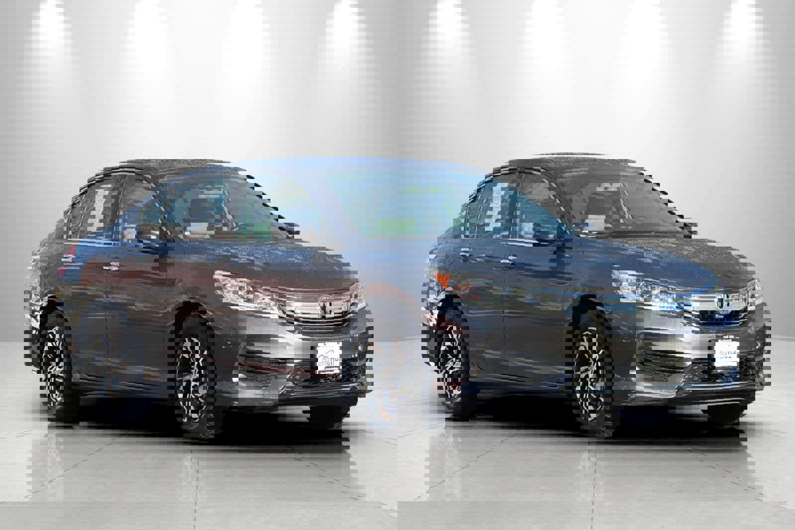 Used 2016 Honda Accord LX image 9