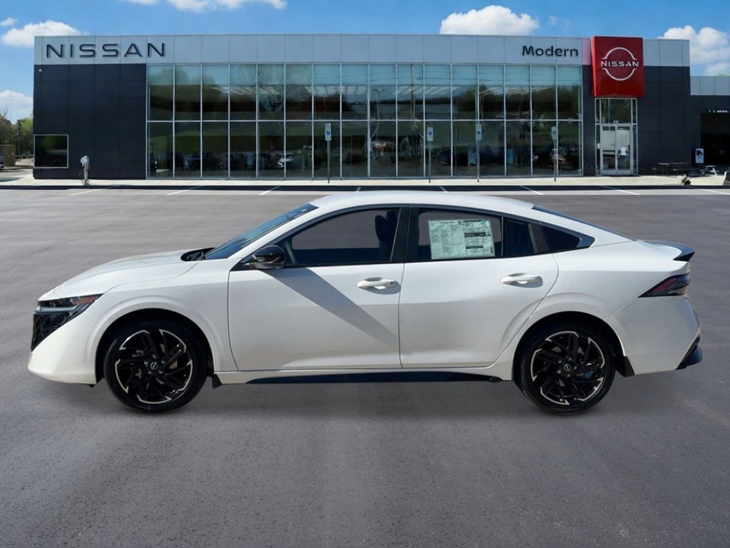 New 2026 Nissan Sentra SR FWD image 2