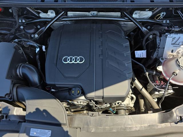 Used 2024 Audi Q5 2.0T Premium w/ Summer of Audi Package AWD/4WD image 34