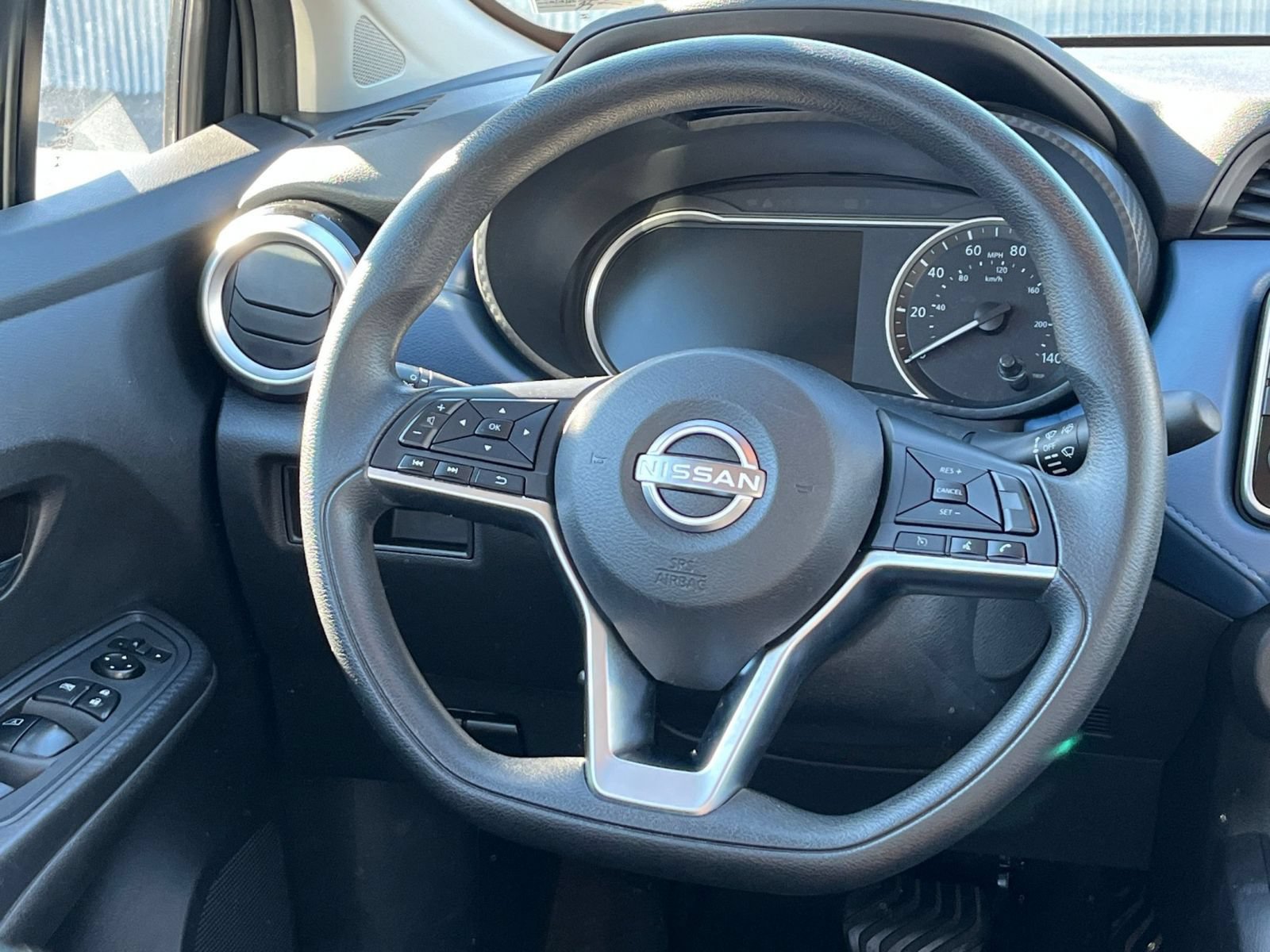 Used 2025 Nissan Versa SV FWD image 26