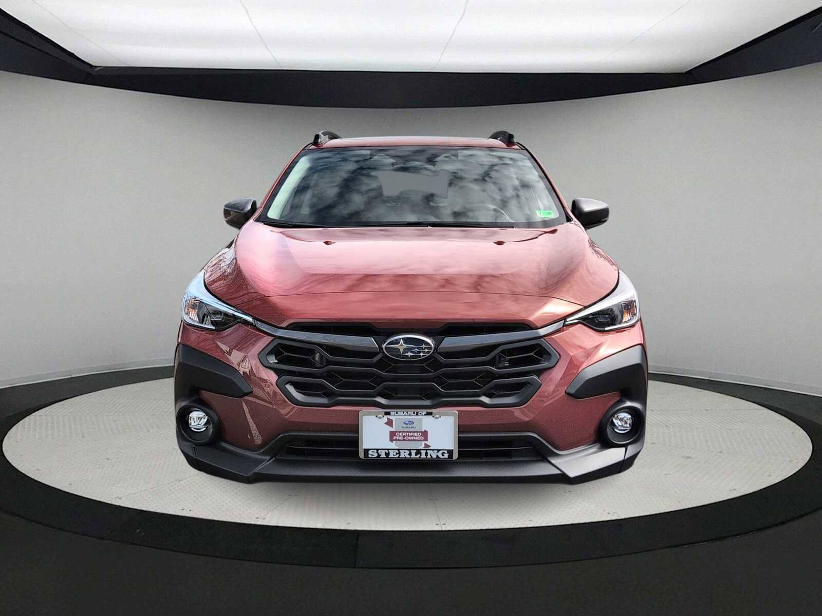 Used 2025 Subaru Crosstrek 2.0i Premium image 3