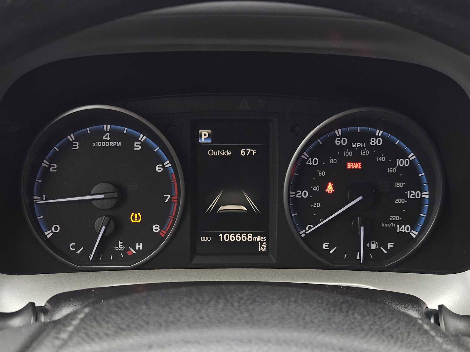 Used 2018 Toyota RAV4 LE image 16