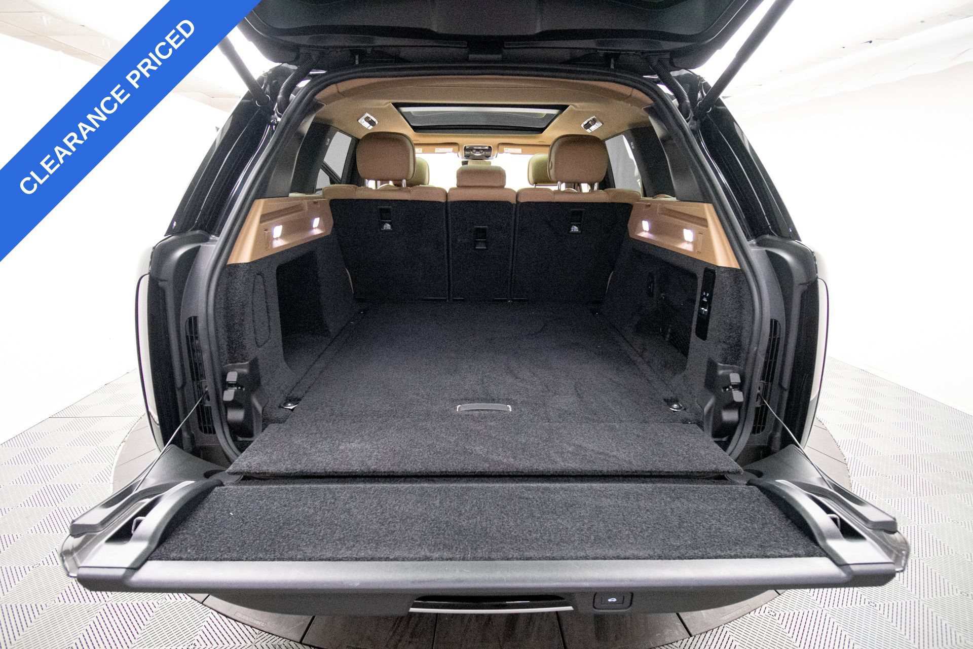 Used 2023 Land Rover Range Rover SE AWD/4WD image 32