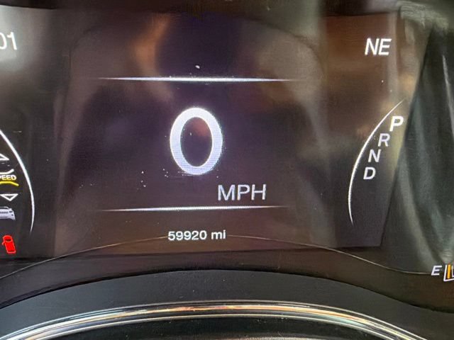 Used 2019 Jeep Grand Cherokee Limited AWD/4WD image 18