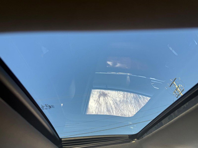 Used 2014 Lincoln MKS 4dr Sdn 3.7L AWD w/ Equipment Group 101A image 13