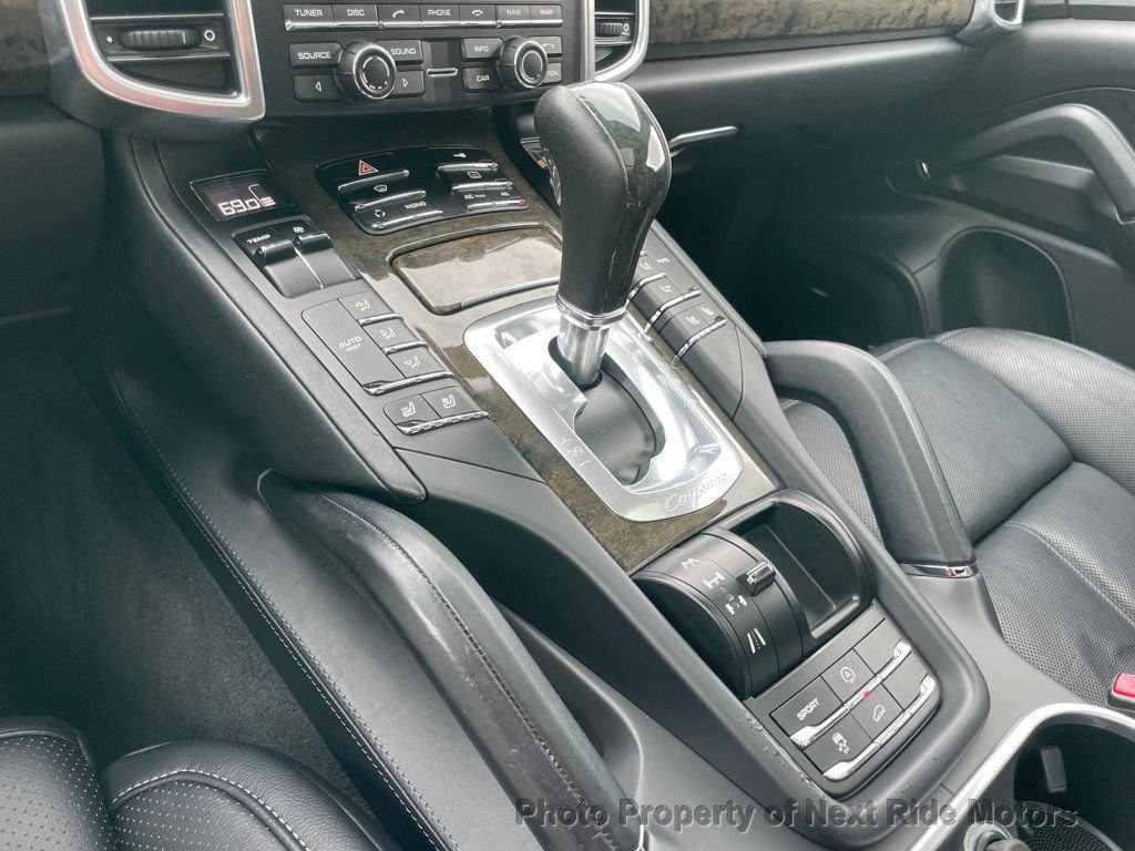 Used 2011 Porsche Cayenne AWD/4WD image 21